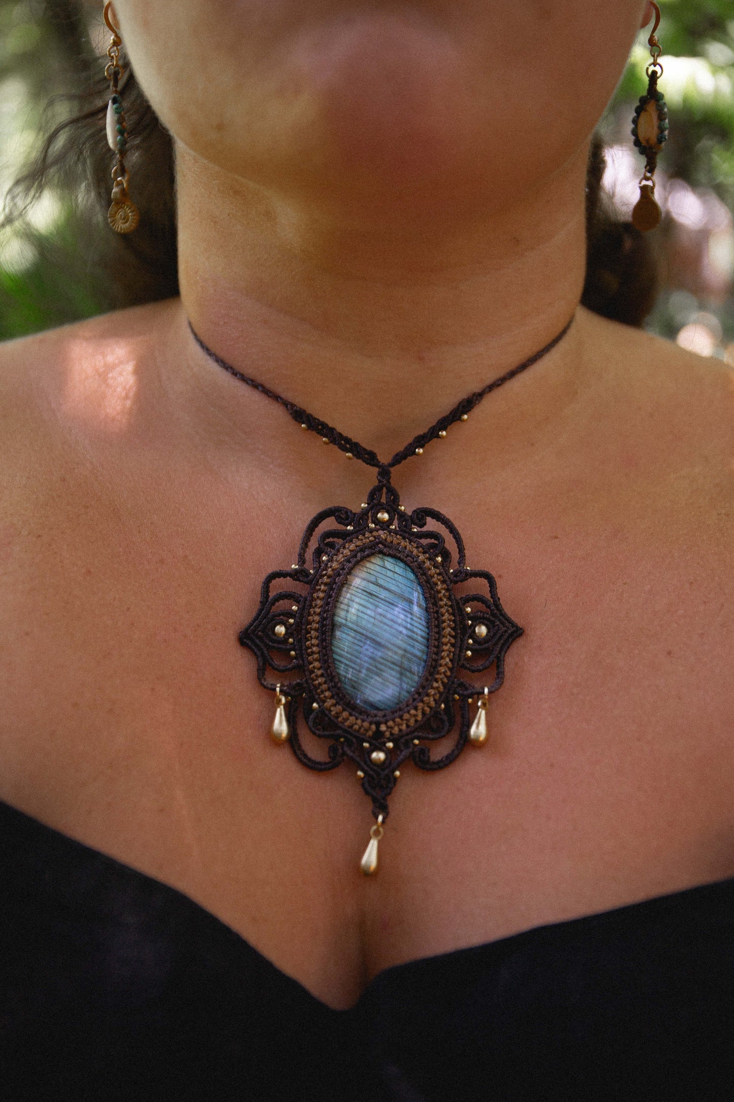 Labradorite lotus adornment