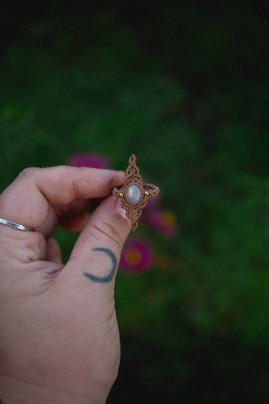 Moonstone macrame ring