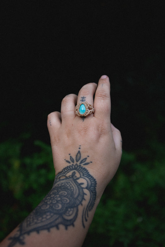 Kingman Turquoise macrame ring